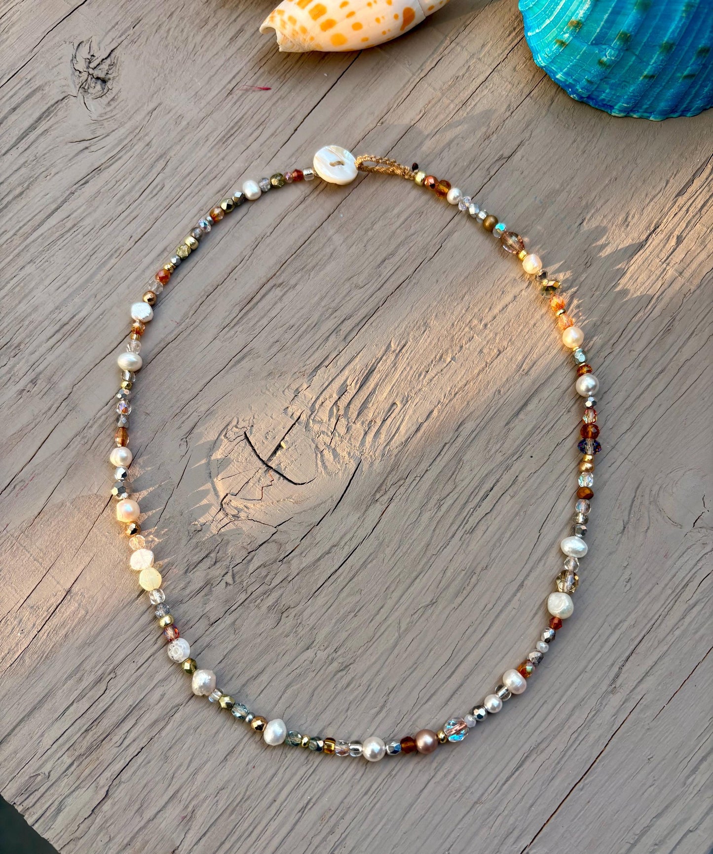 Crystal pearl beaded necklace