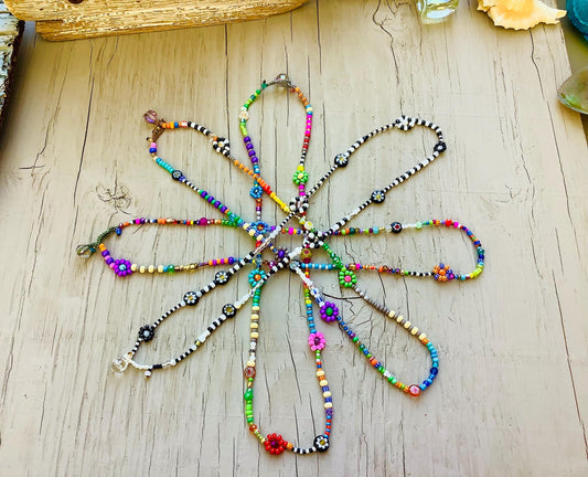 Flower Lei Necklace: Seed Bead Summer Jewelry