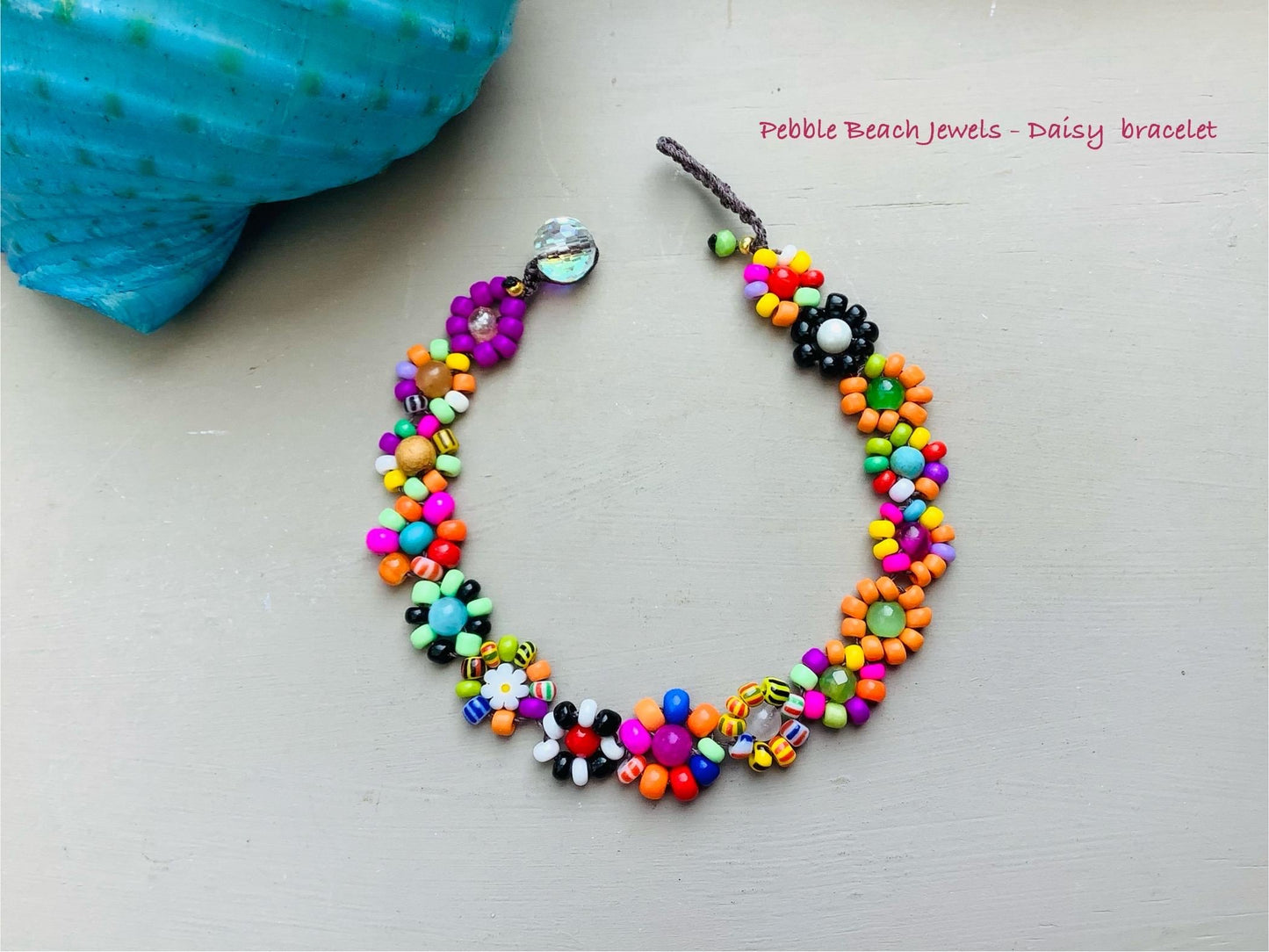 Super fun Daisy chain bracelet , handmade retro daisy bracelet