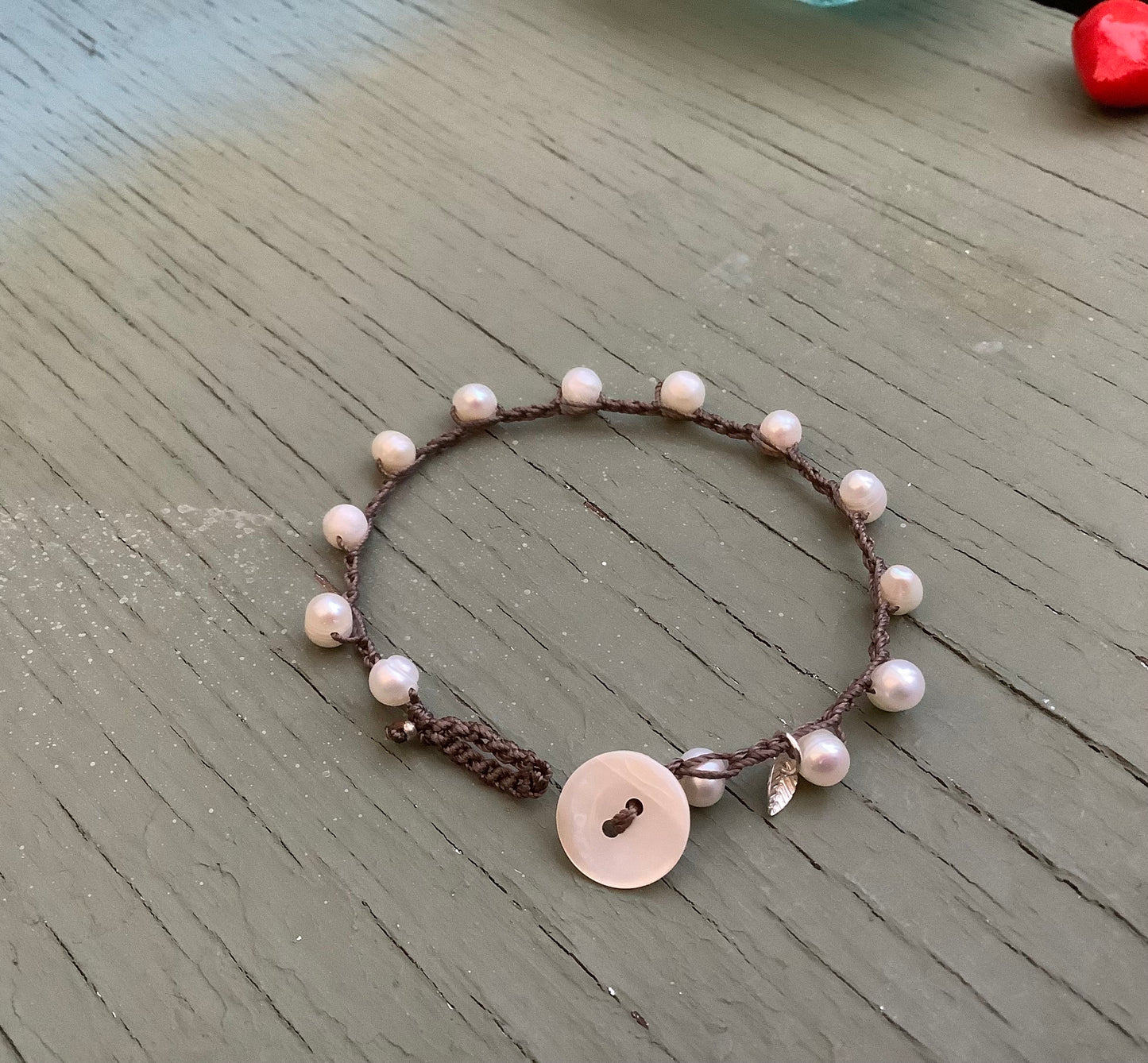 Pearl crocheted boho bracelet, with white freshwater pearls