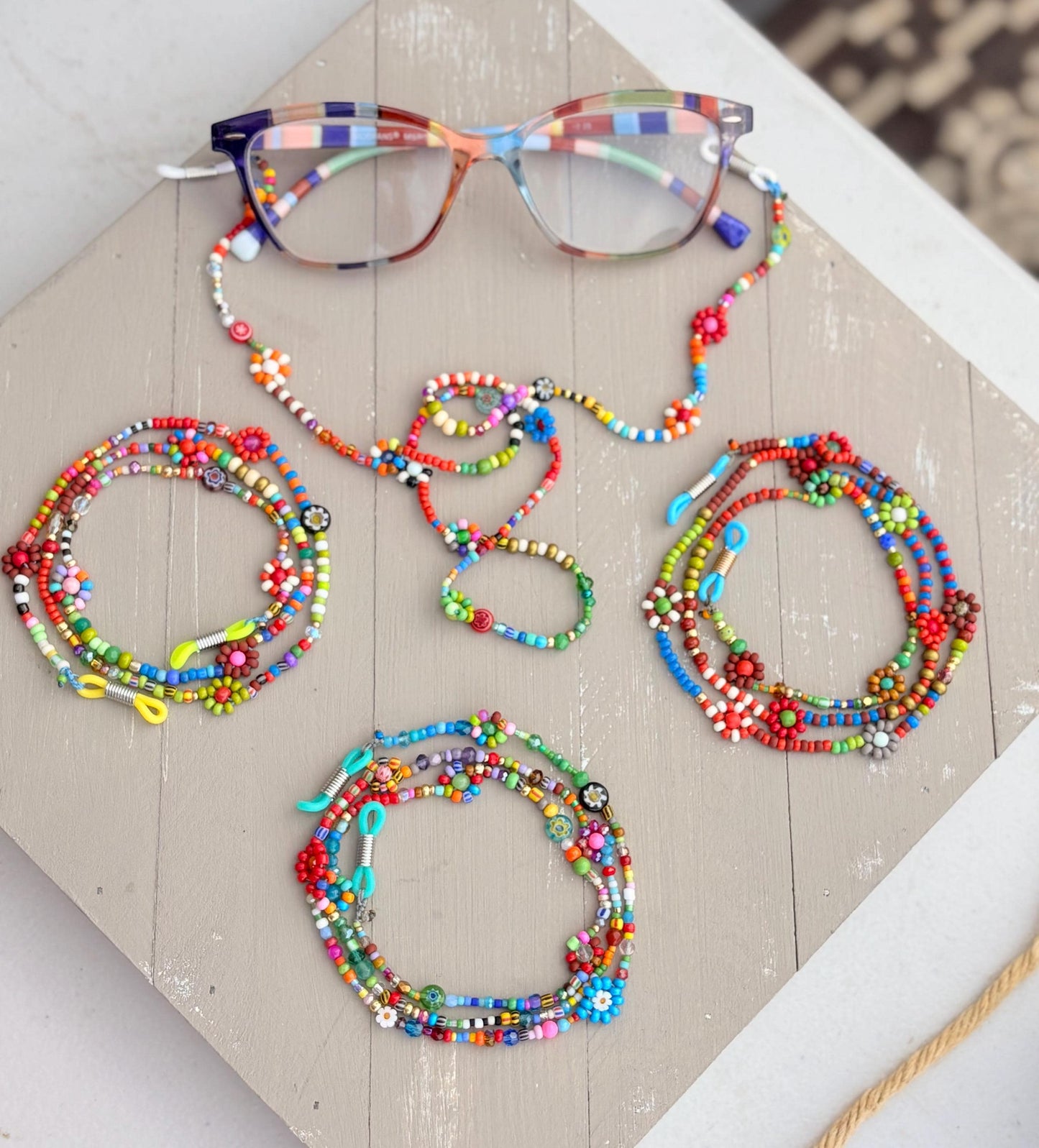 Beaded Flower Lei Eyeglass Holder: Fun & Colorful