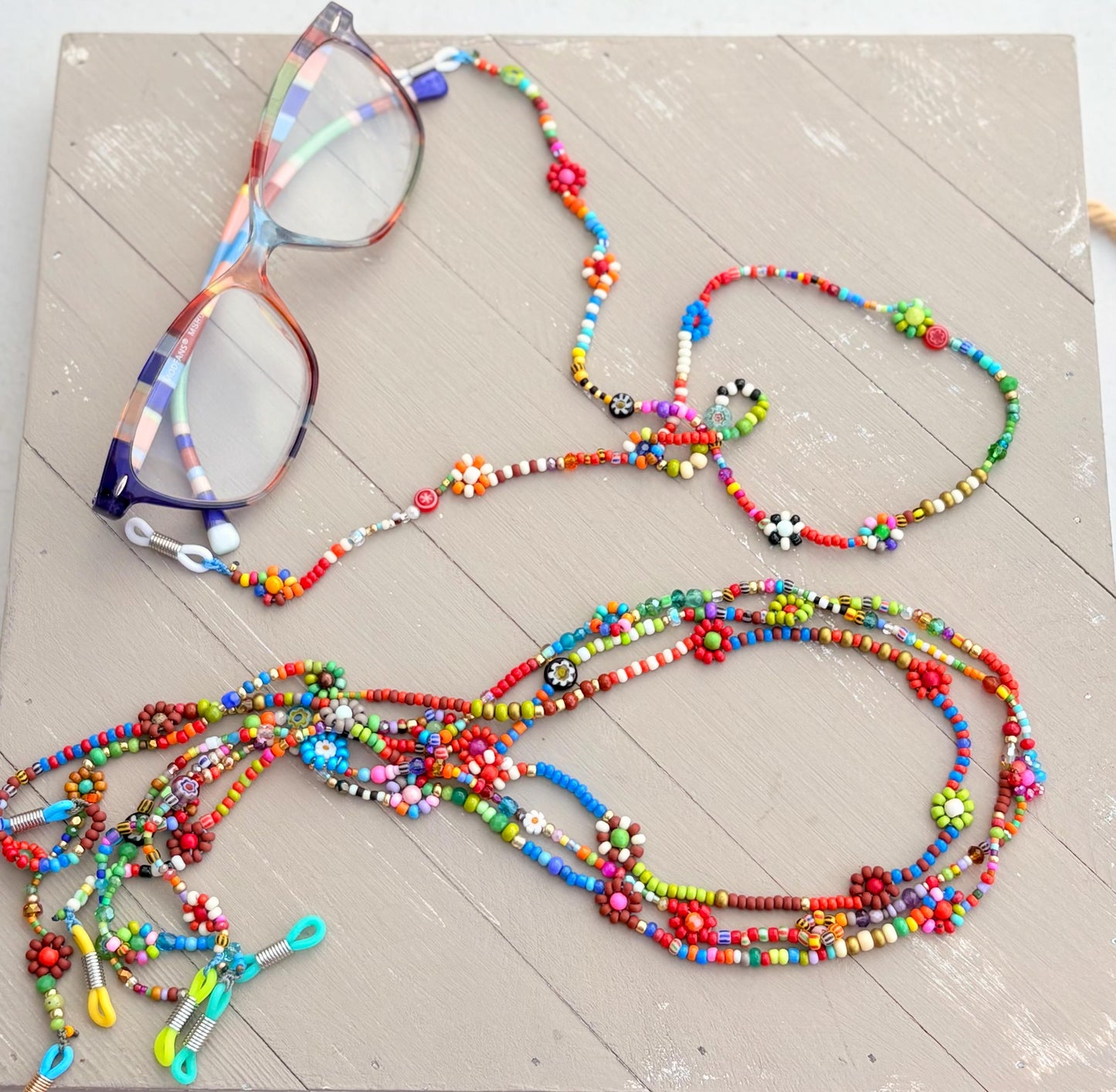 Beaded Flower Lei Eyeglass Holder: Fun & Colorful
